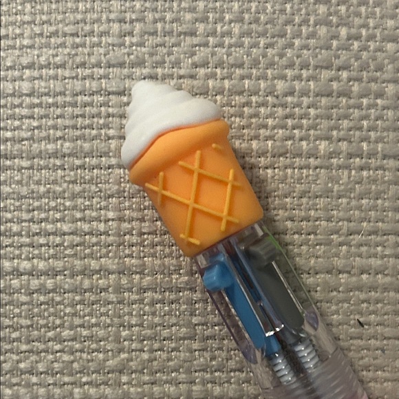 Ice Cream Multi-Color Pen approx. 2 3/4” - Picture 4 of 4